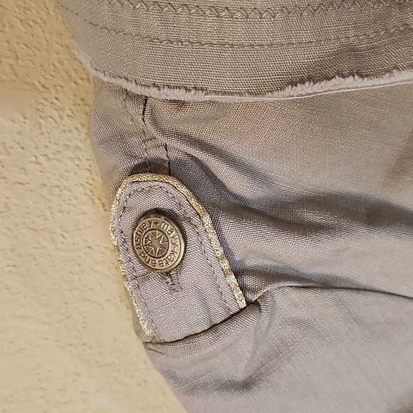 Adorable Mary-Kate and Ashley Jacket - Picture 4 of 10